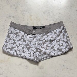Women's Athletic Shorts - Gray Geometric